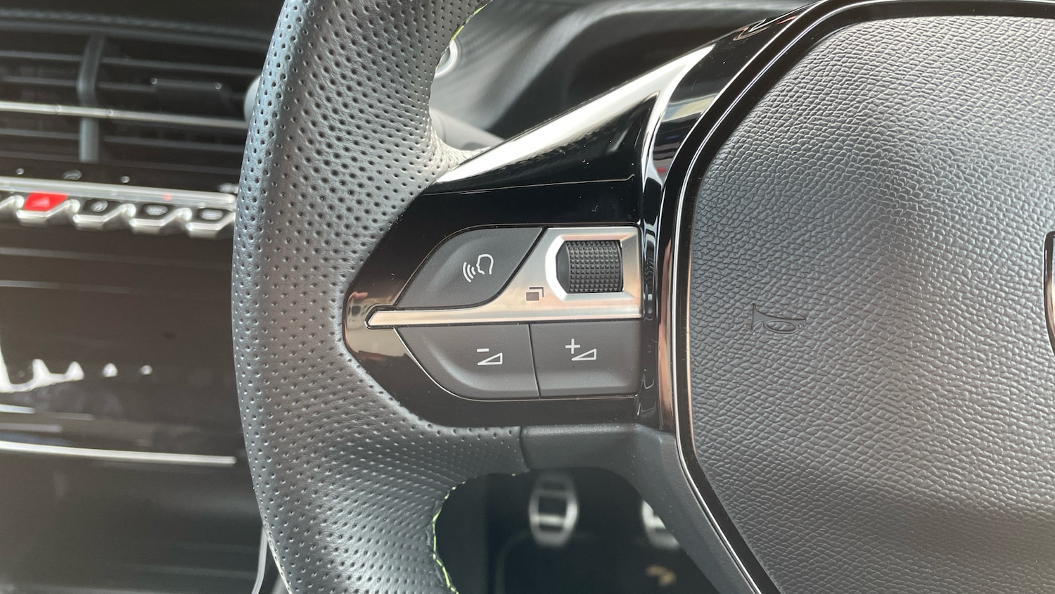 Used Peugeot 208 2024 for sale - 76574410: Photo 23