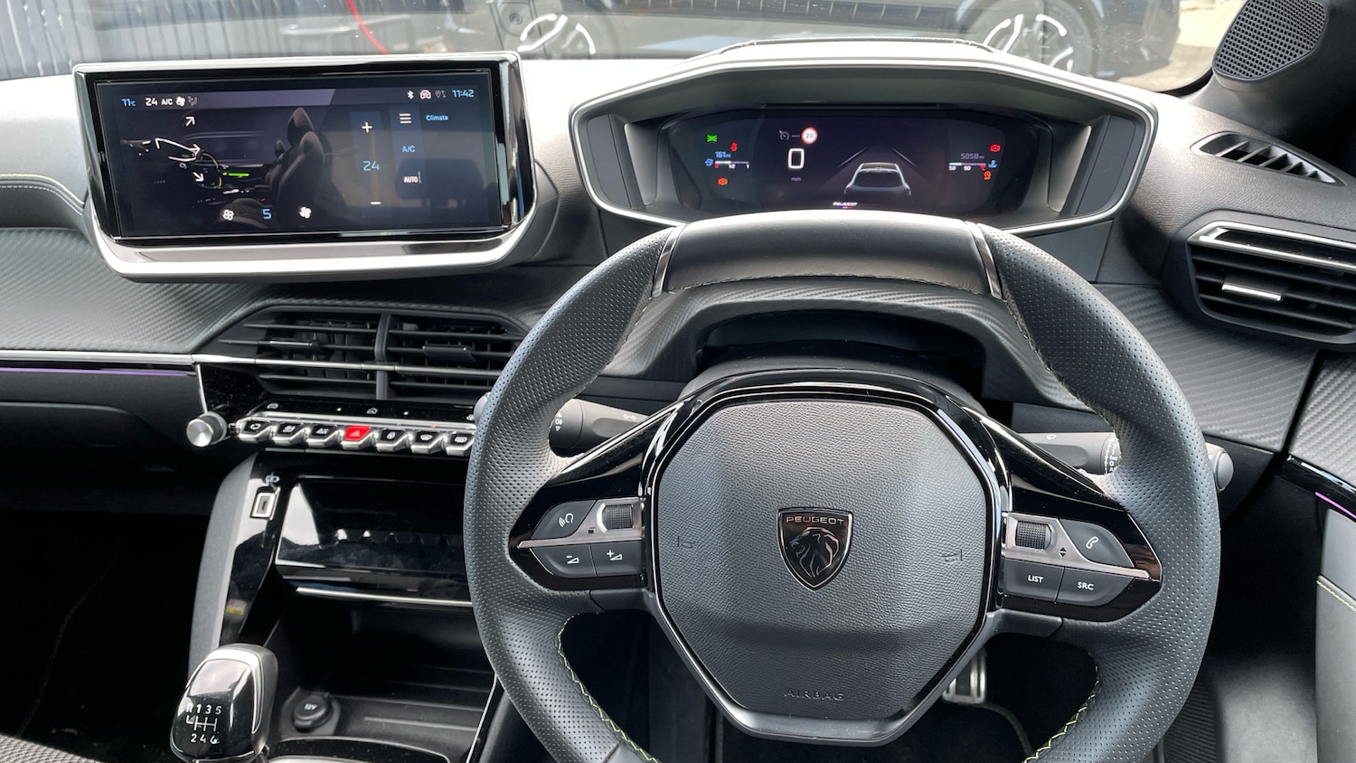 Used Peugeot 208 2024 for sale - 76574410: Photo 40