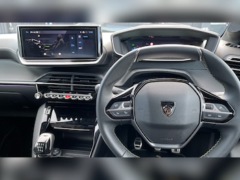 Used Peugeot 208 2024 for sale - 76574410: Photo