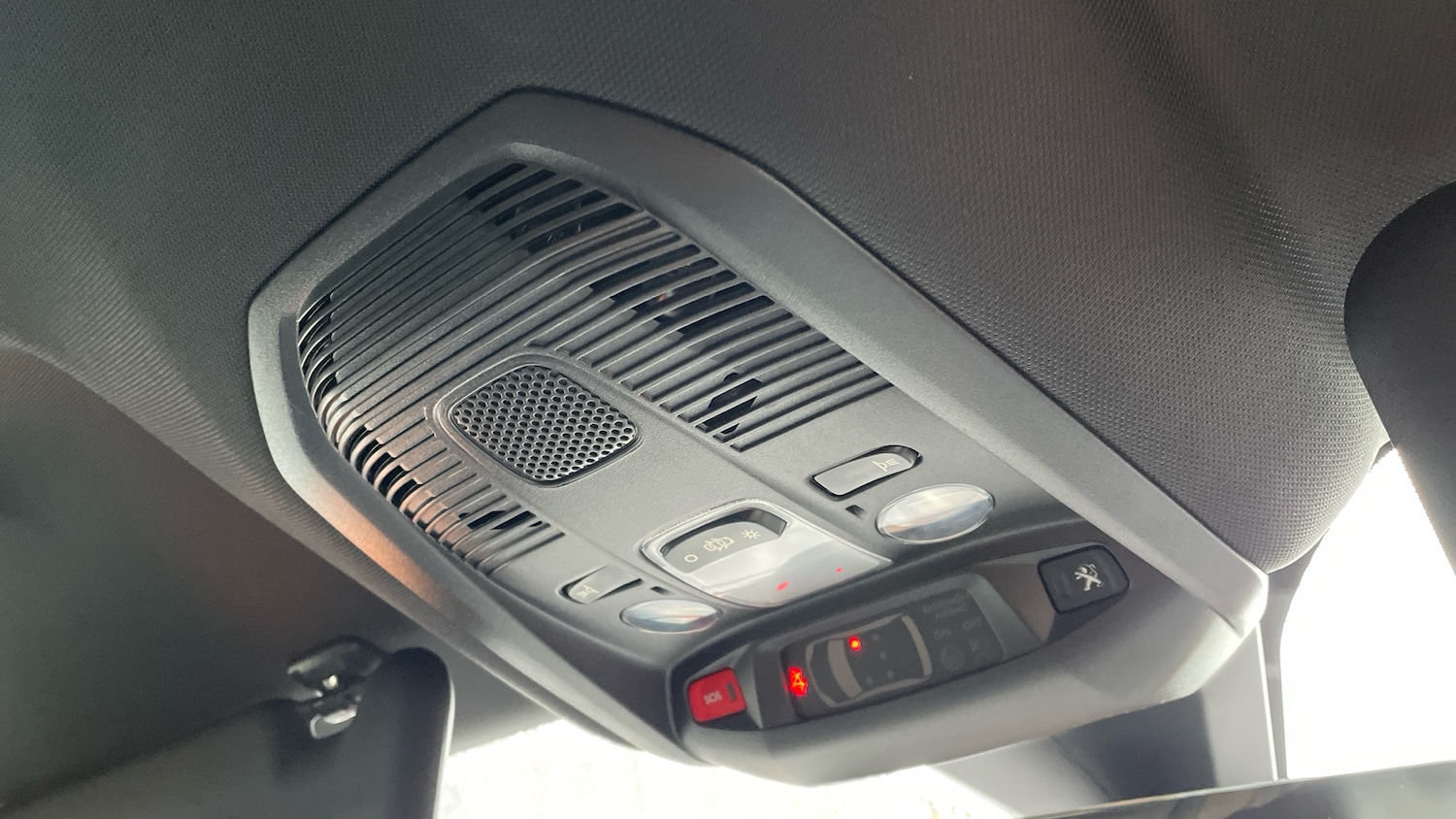 Used Peugeot 3008 2021 for sale - 76086017: Photo 39