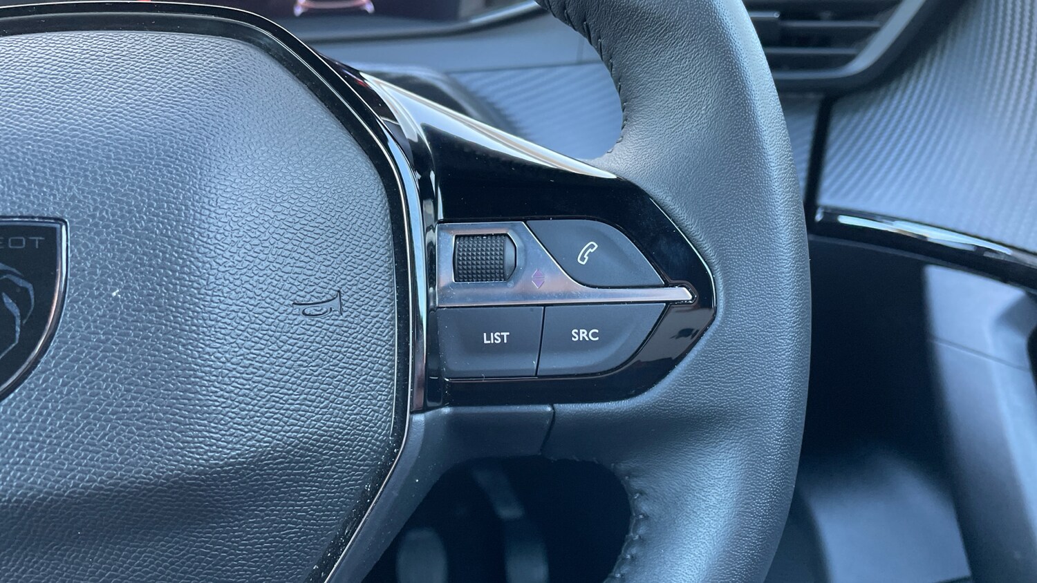 Used Peugeot 2008 2024 for sale - 76061526: Photo 24