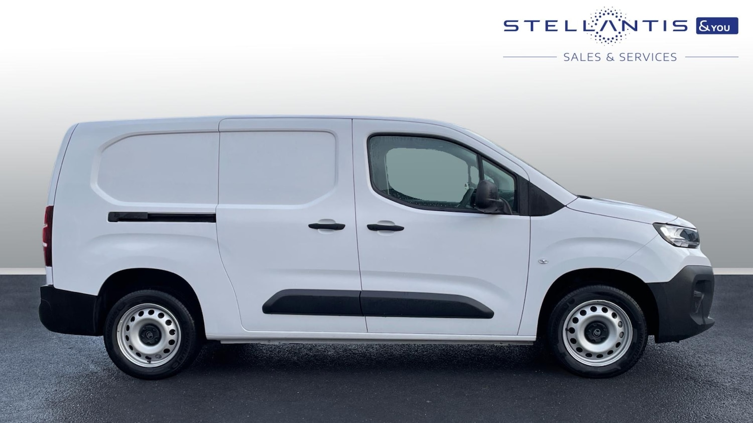 Used Citroen Berlingo 2024 for sale - 76803241: Photo 2