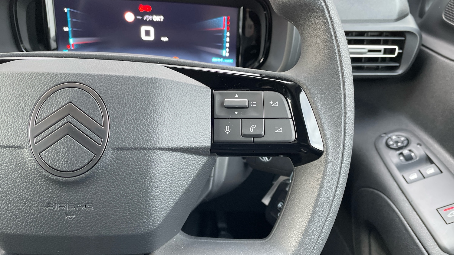 Used Citroen Berlingo 2024 for sale - 76803241: Photo 24