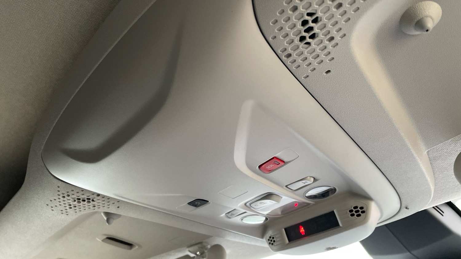 Used Citroen Berlingo 2024 for sale - 76803241: Photo 39