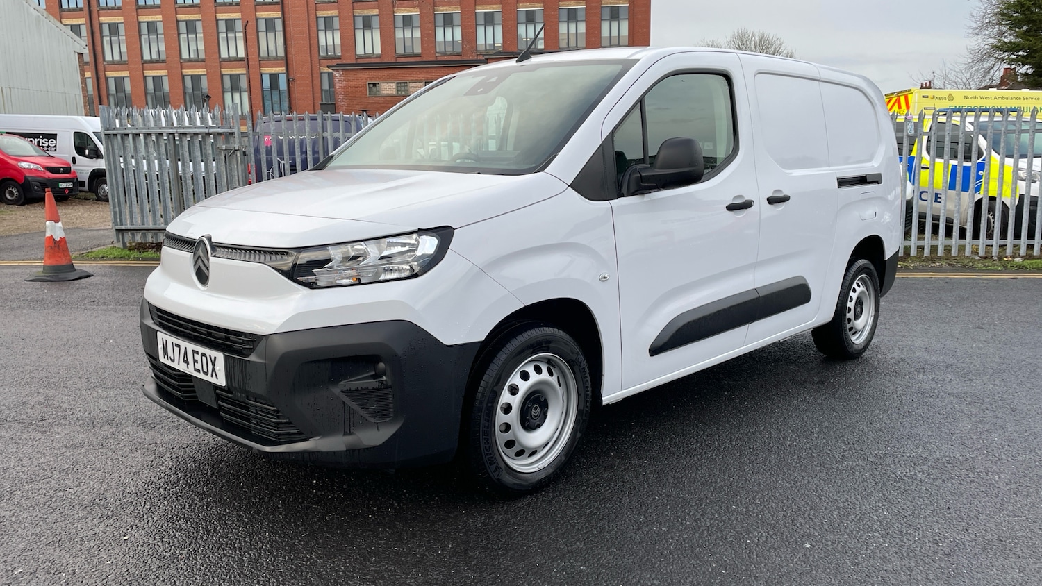 Used Citroen Berlingo 2024 for sale - 76803241: Photo 48