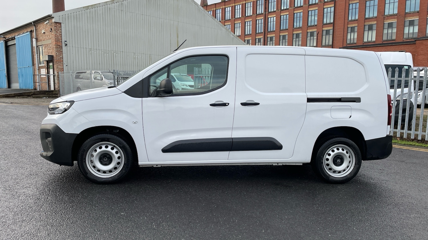 Used Citroen Berlingo 2024 for sale - 76803241: Photo 6