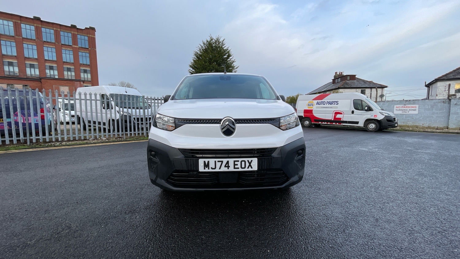 Used Citroen Berlingo 2024 for sale - 76803241: Photo 8