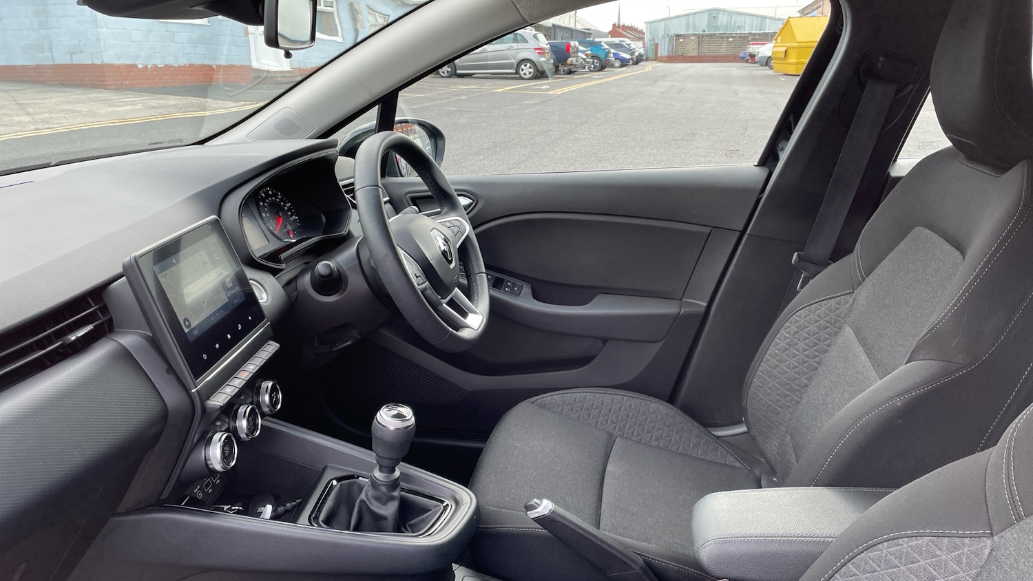Used Renault Clio 2022 for sale - 76073689: Photo 43