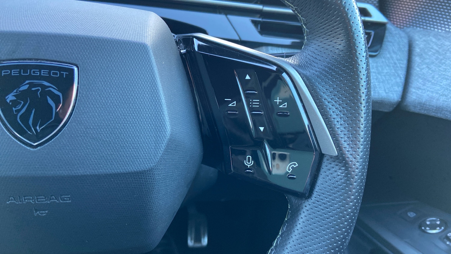 Used Peugeot 5008 2025 for sale - 77292669: Photo 25