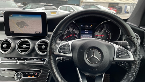 Used Mercedes-Benz C-Class 2018 for sale - 76086016: Photo 4
