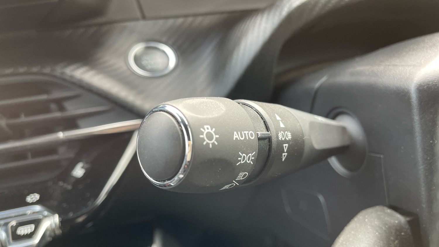 Used Peugeot 2008 2022 for sale - 76327645: Photo 27