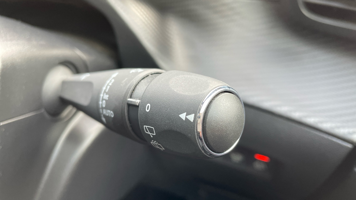 Used Peugeot 2008 2022 for sale - 76327645: Photo 28