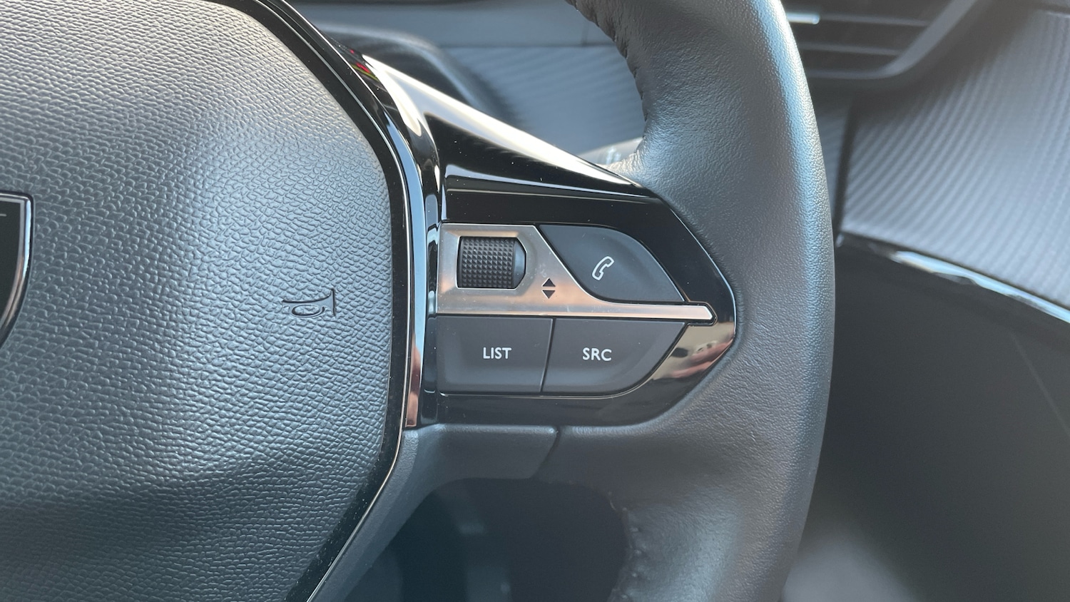 Used Peugeot 208 2024 for sale - 77009456: Photo 24