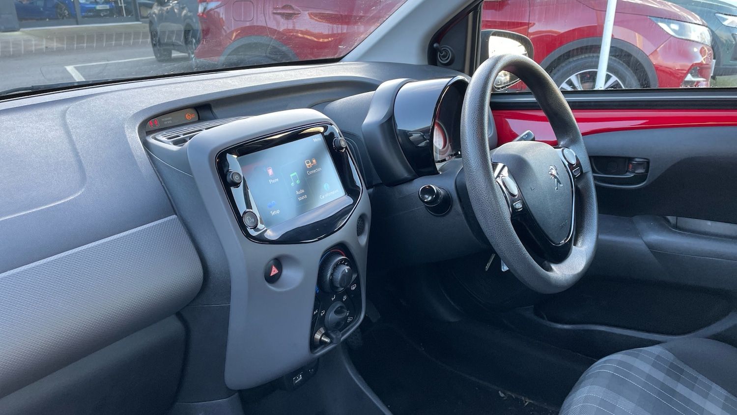 Used Peugeot 108 2018 for sale - 76803224: Photo 12