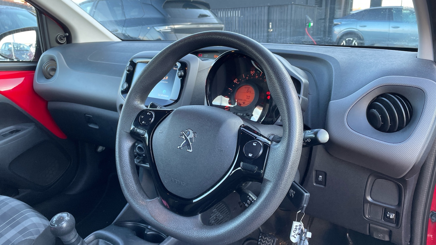 Used Peugeot 108 2018 for sale - 76803224: Photo 20