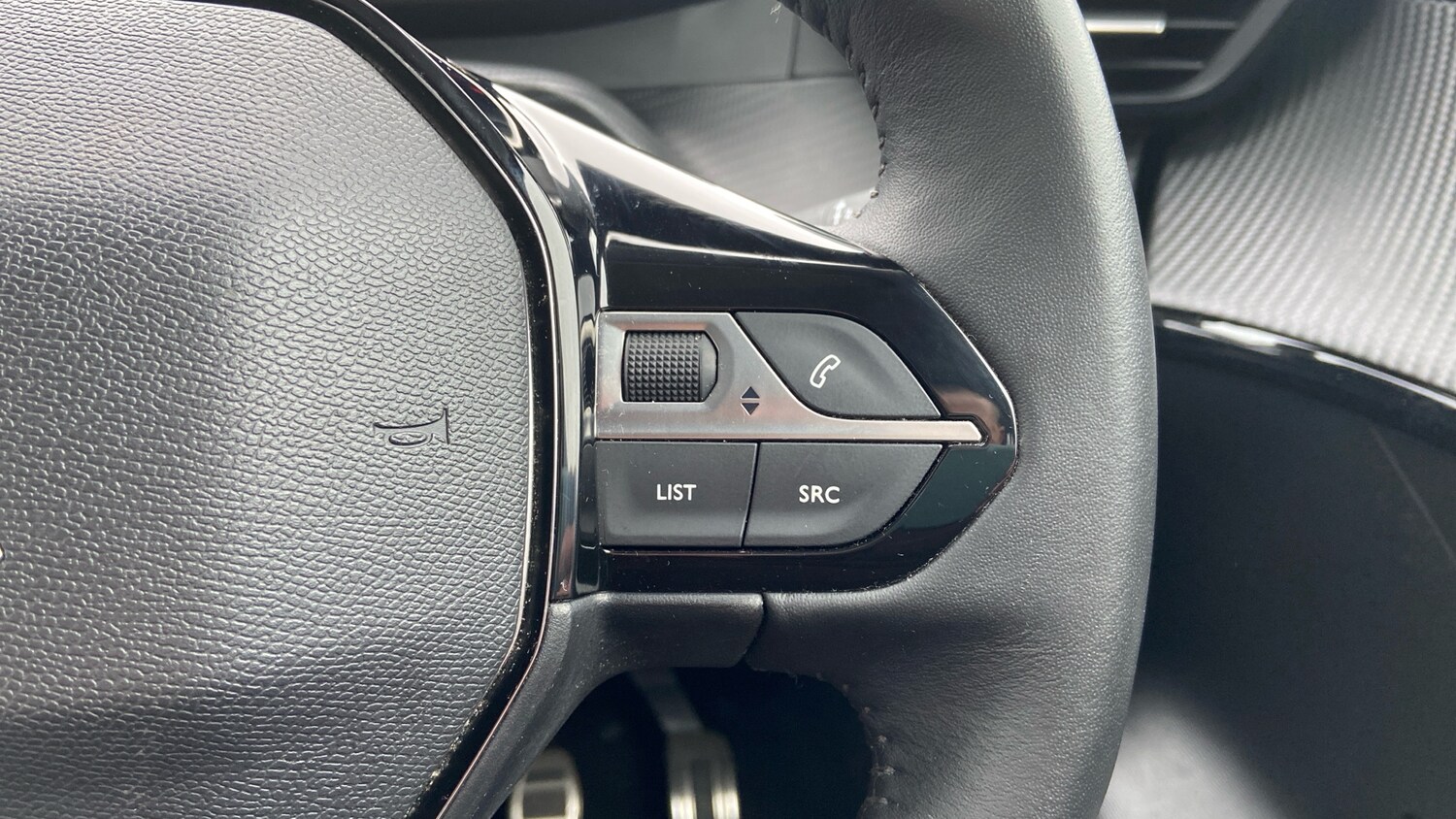 Used Peugeot 208 2023 for sale - 78073609: Photo 24