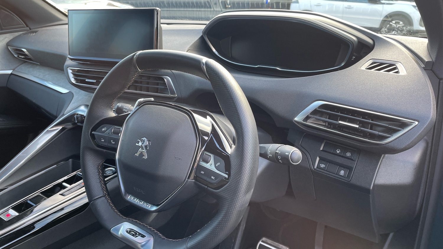 Used Peugeot 3008 2023 for sale - 77292656: Photo 12