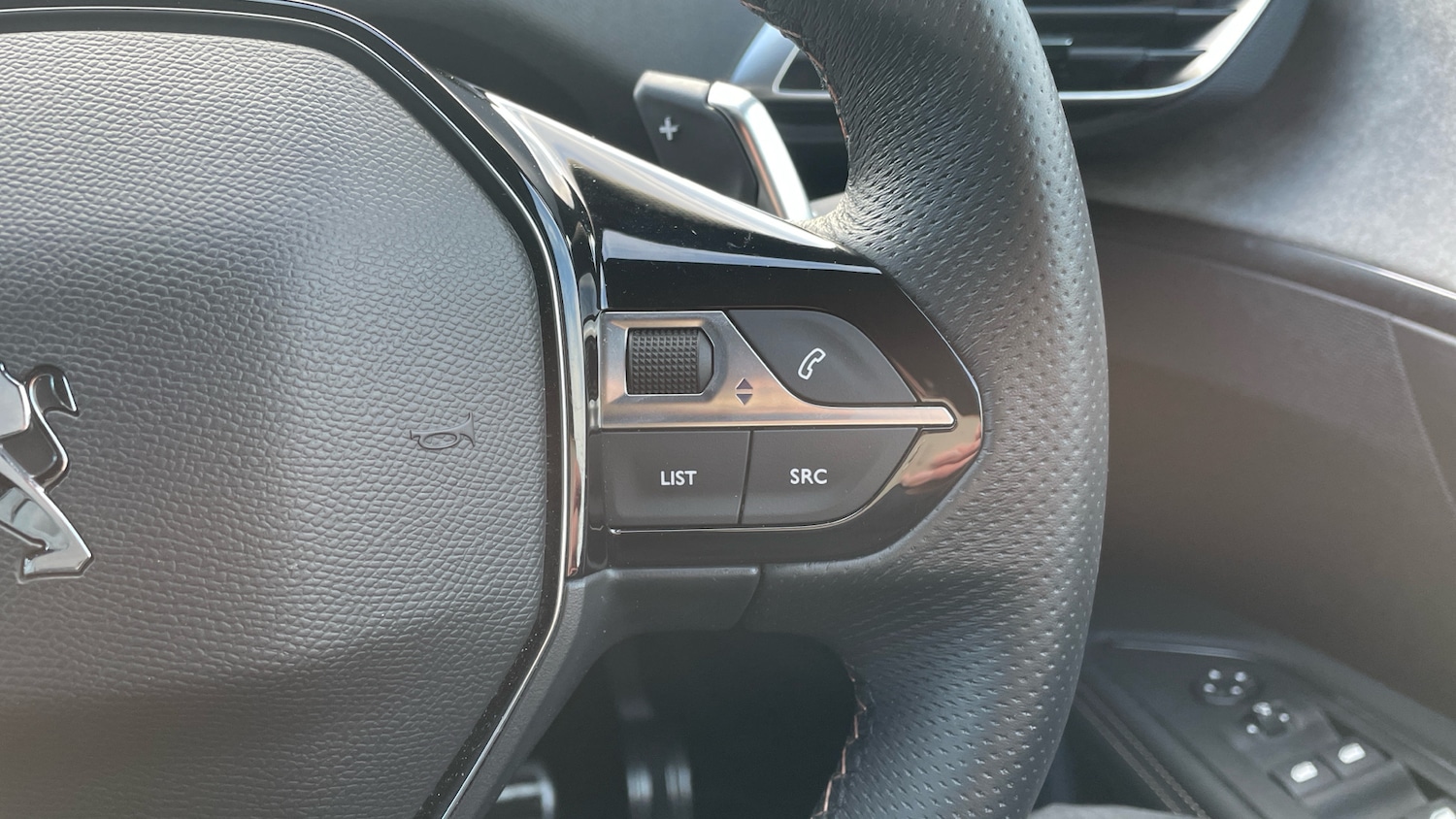 Used Peugeot 3008 2023 for sale - 77292656: Photo 25