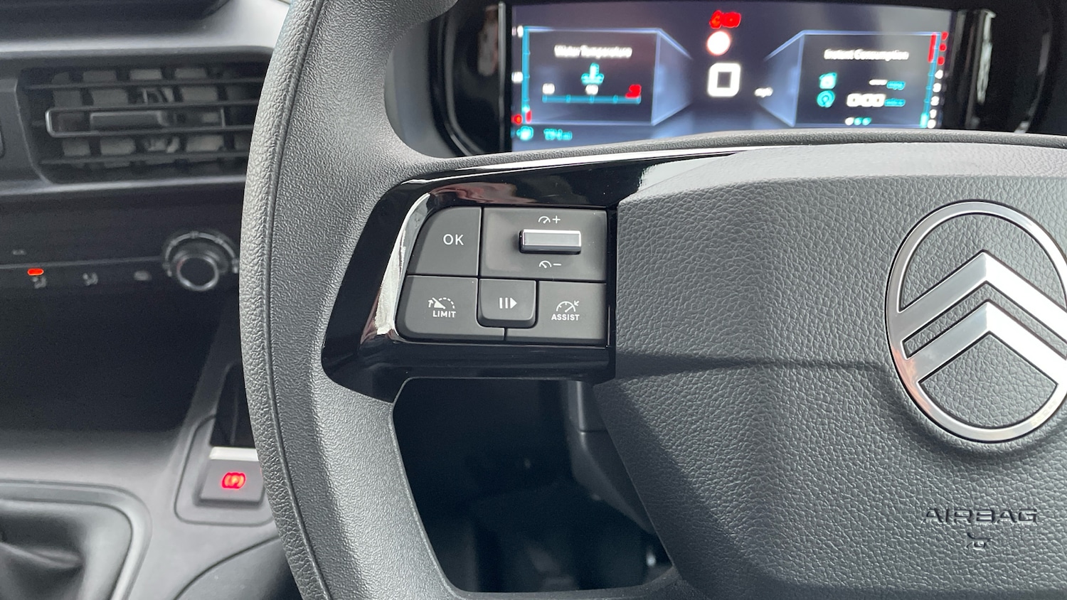 Used Citroen Berlingo 2024 for sale - 76840377: Photo 23