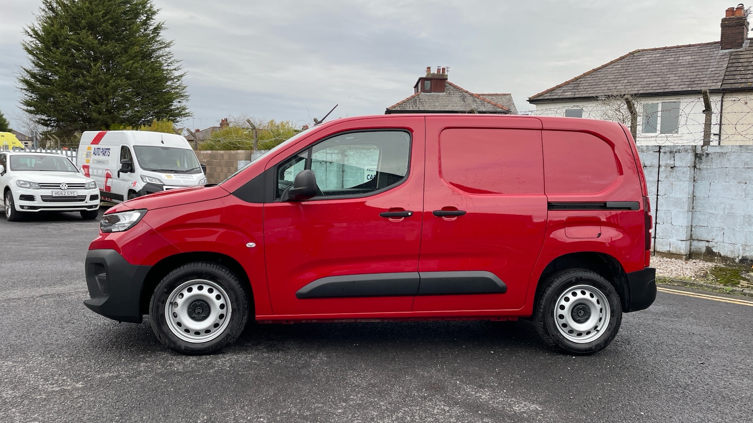 Used Citroen Berlingo 2024 for sale - 76840377: Photo 6