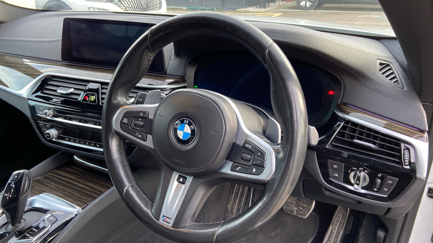 Used BMW 5 Series 2018 for sale - 77346157: Photo 12