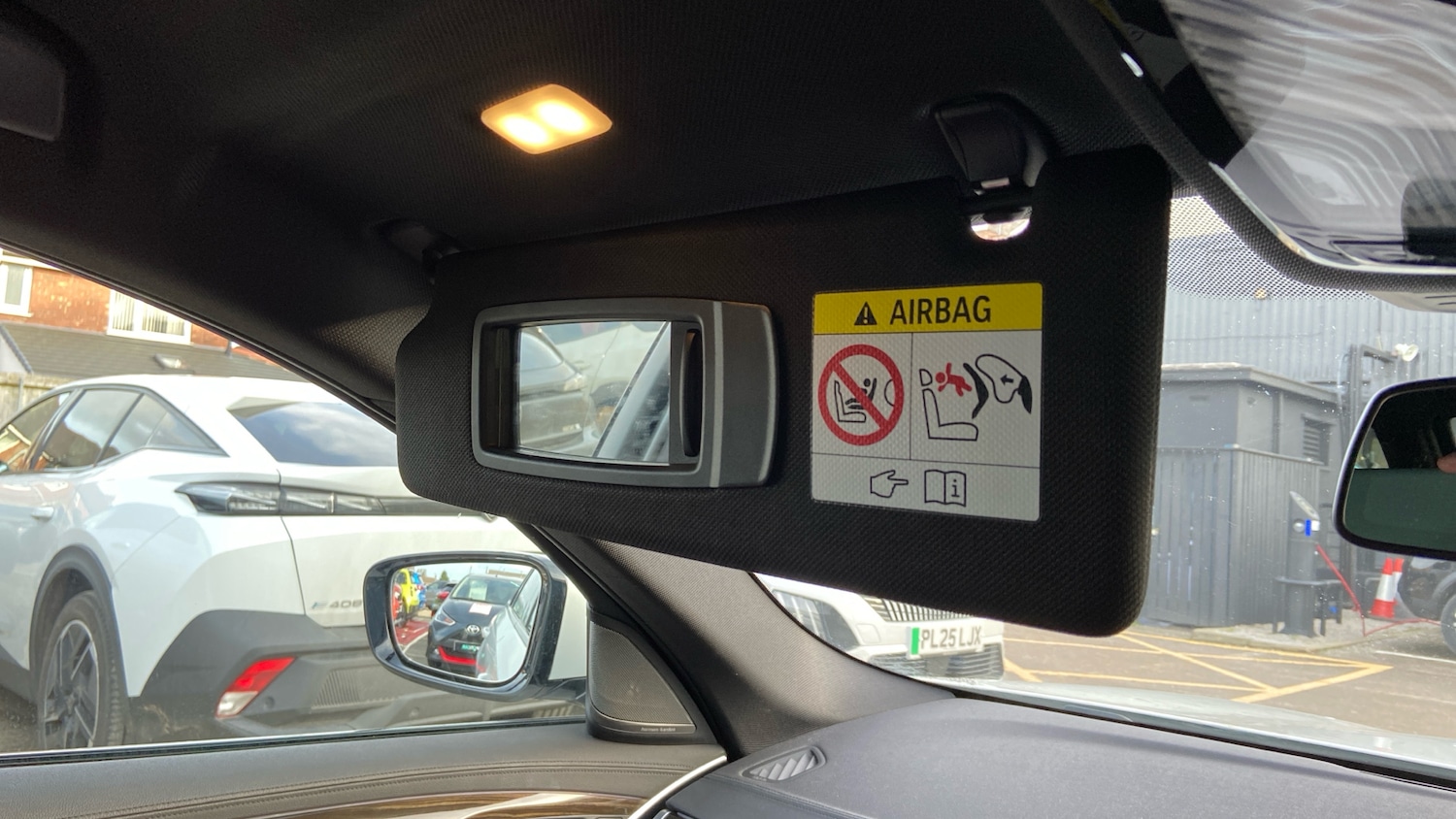 Used BMW 5 Series 2018 for sale - 77346157: Photo 37