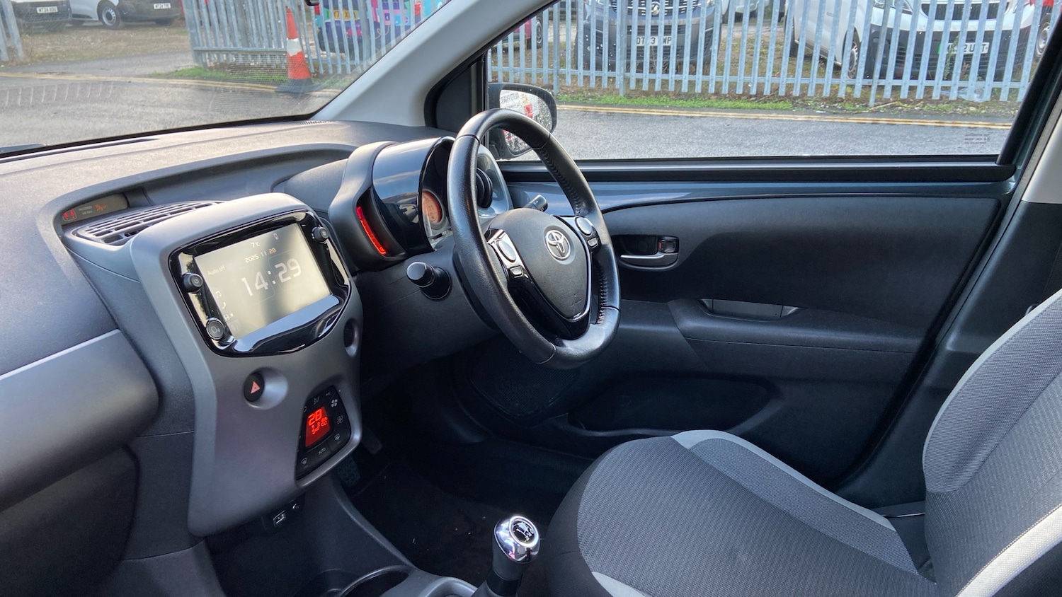 Used Toyota AYGO 2021 for sale - 76744032: Photo 20