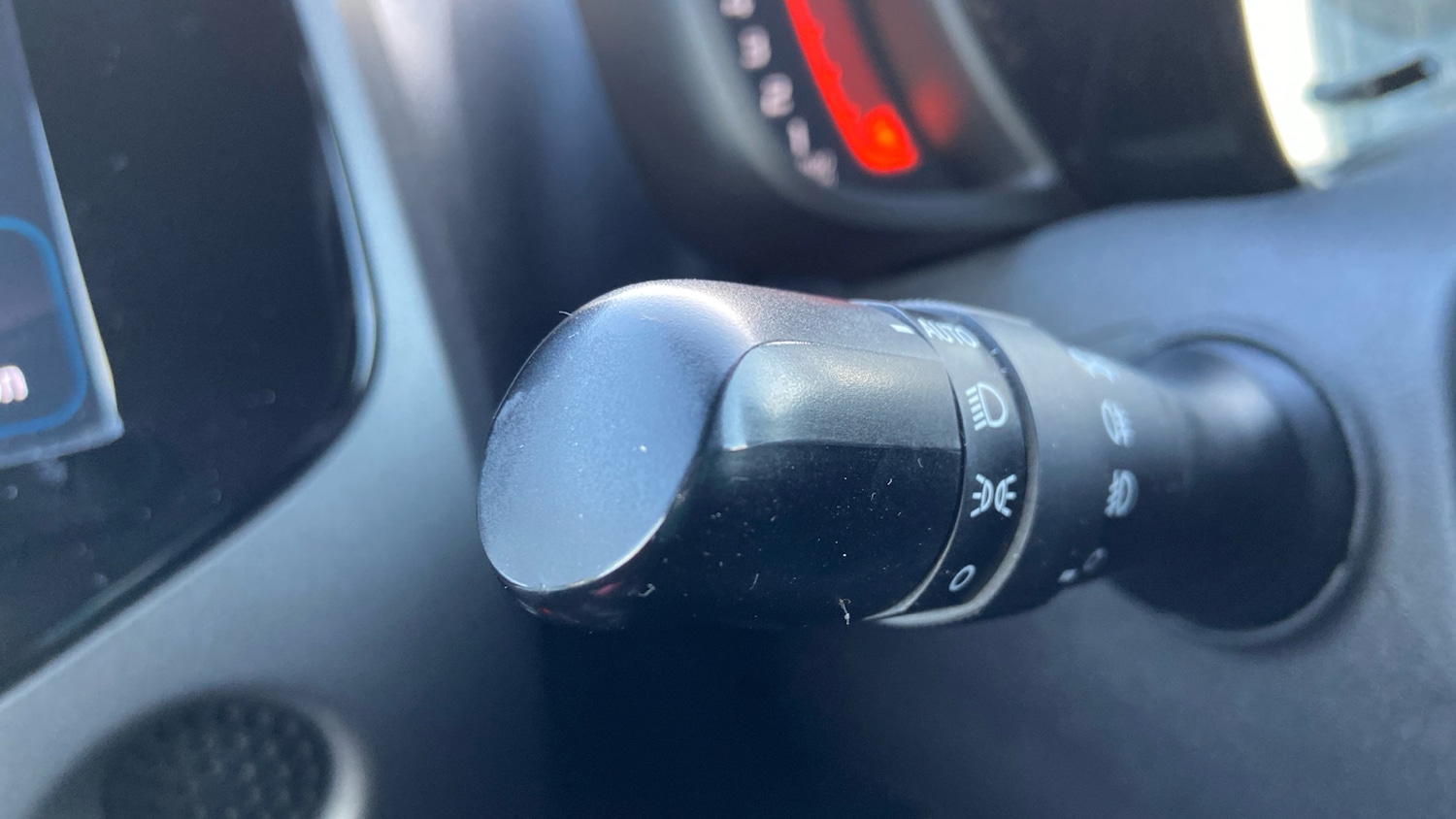 Used Toyota AYGO 2021 for sale - 76744032: Photo 27