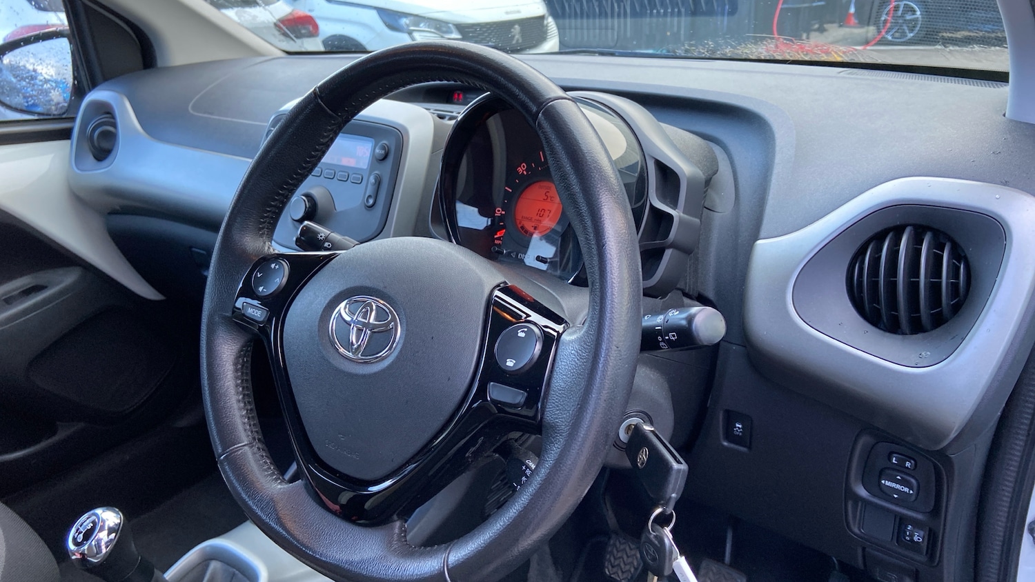 Used Toyota AYGO 2016 for sale - 77569771: Photo 11