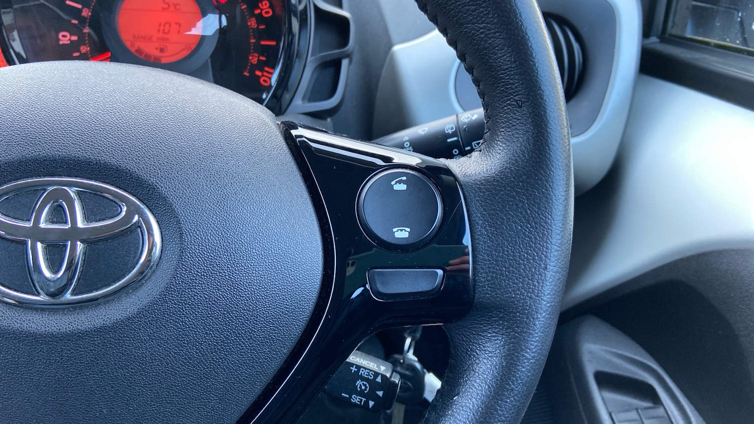 Used Toyota AYGO 2016 for sale - 77569771: Photo 24