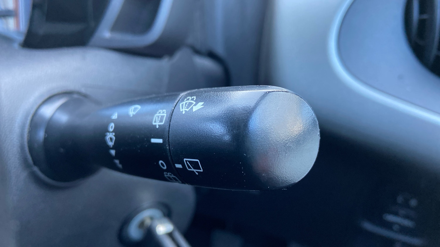 Used Toyota AYGO 2016 for sale - 77569771: Photo 28