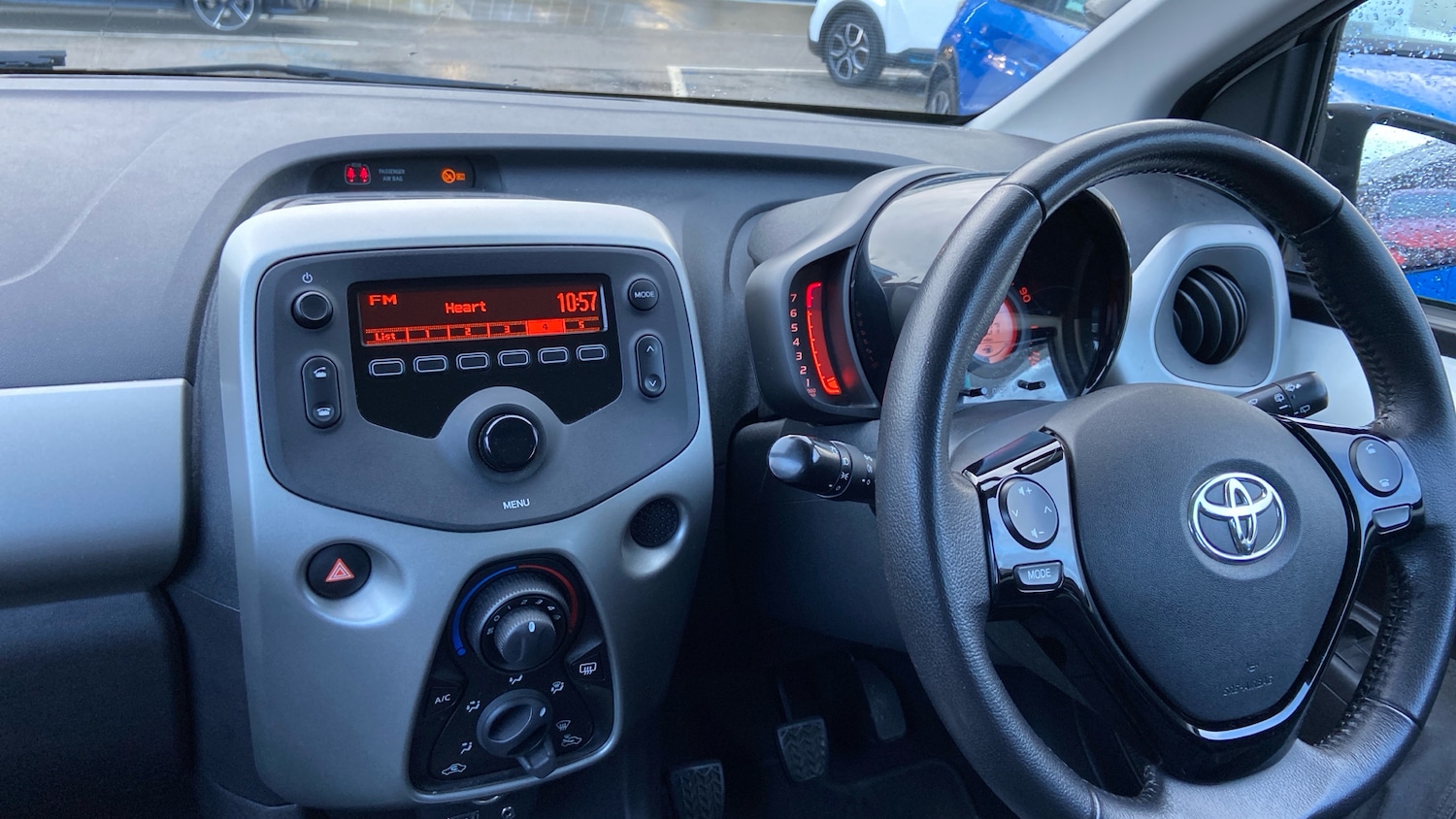 Used Toyota AYGO 2016 for sale - 77569771: Photo 32