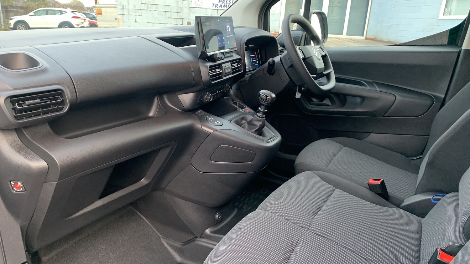 Used Citroen Berlingo 2024 for sale - 76716051: Photo 12