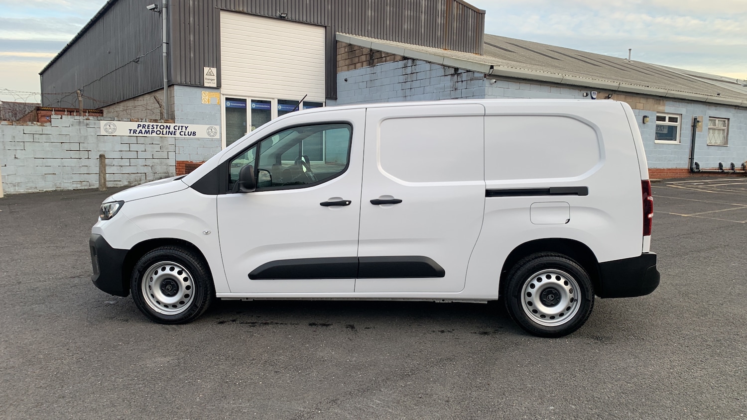 Used Citroen Berlingo 2024 for sale - 76716051: Photo 6