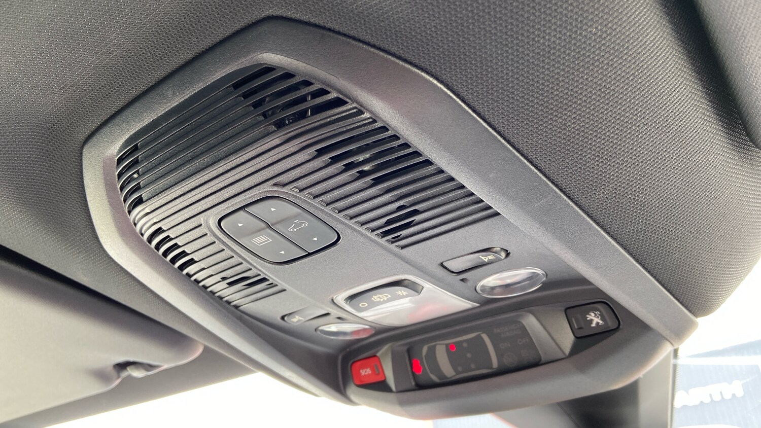 Used Peugeot 3008 2020 for sale - 78035675: Photo 39