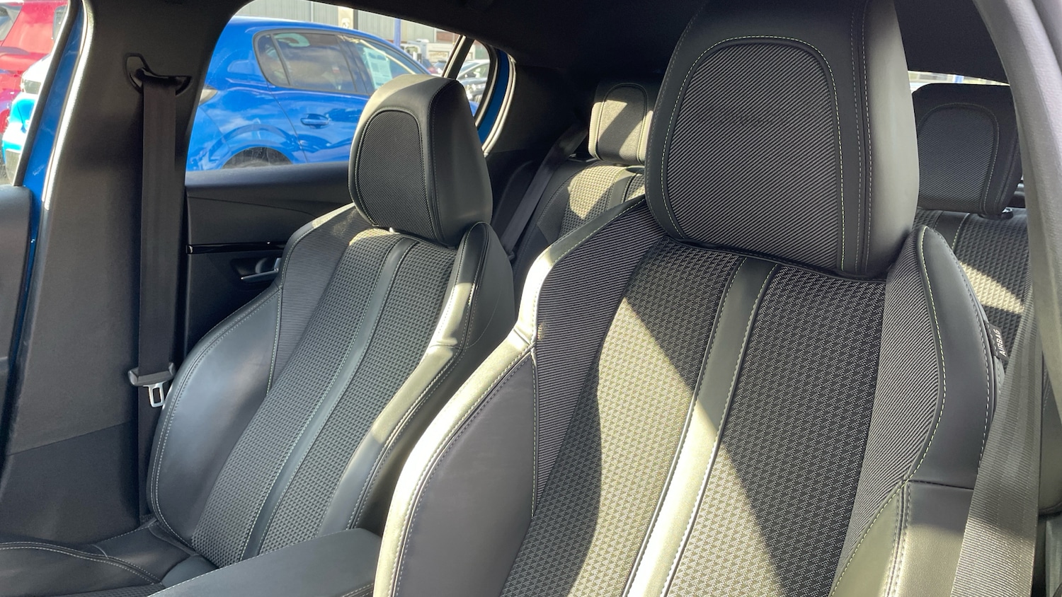 Used Peugeot 208 2022 for sale - 76400025: Photo 22