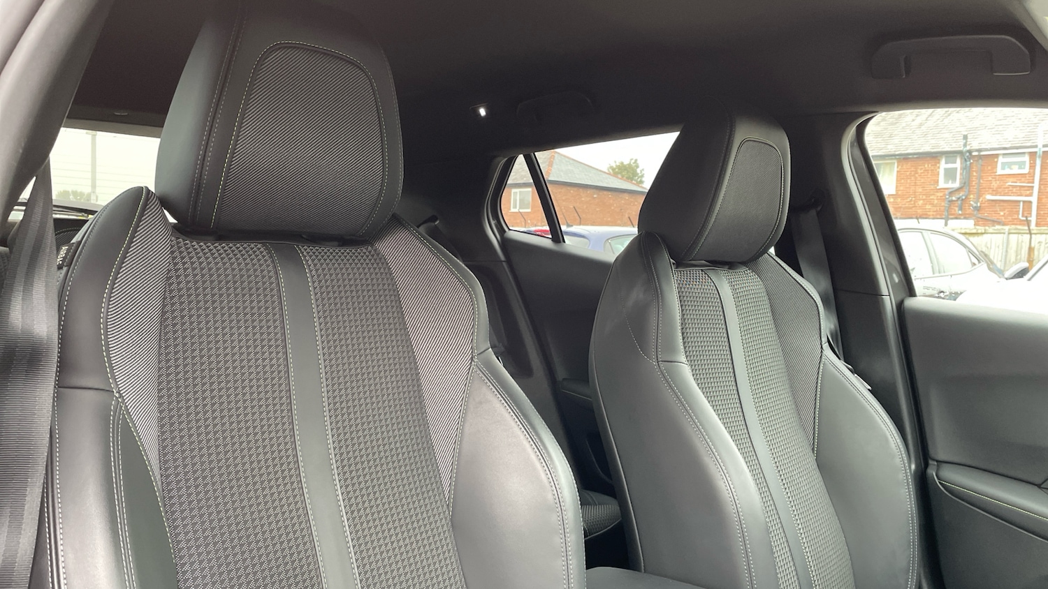 Used Peugeot 2008 2021 for sale - 76327693: Photo 42