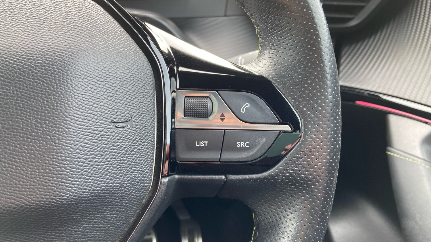 Used Peugeot 2008 2021 for sale - 78035666: Photo 24