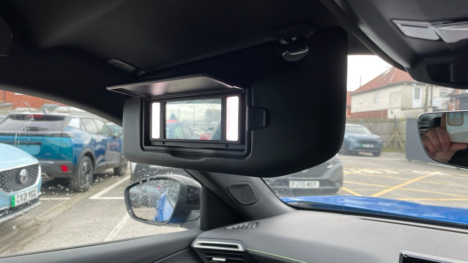 Used Peugeot 2008 2023 for sale - 77018071: Photo 36