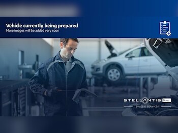 Used Peugeot 2008 2023 for sale - 77770361: Photo