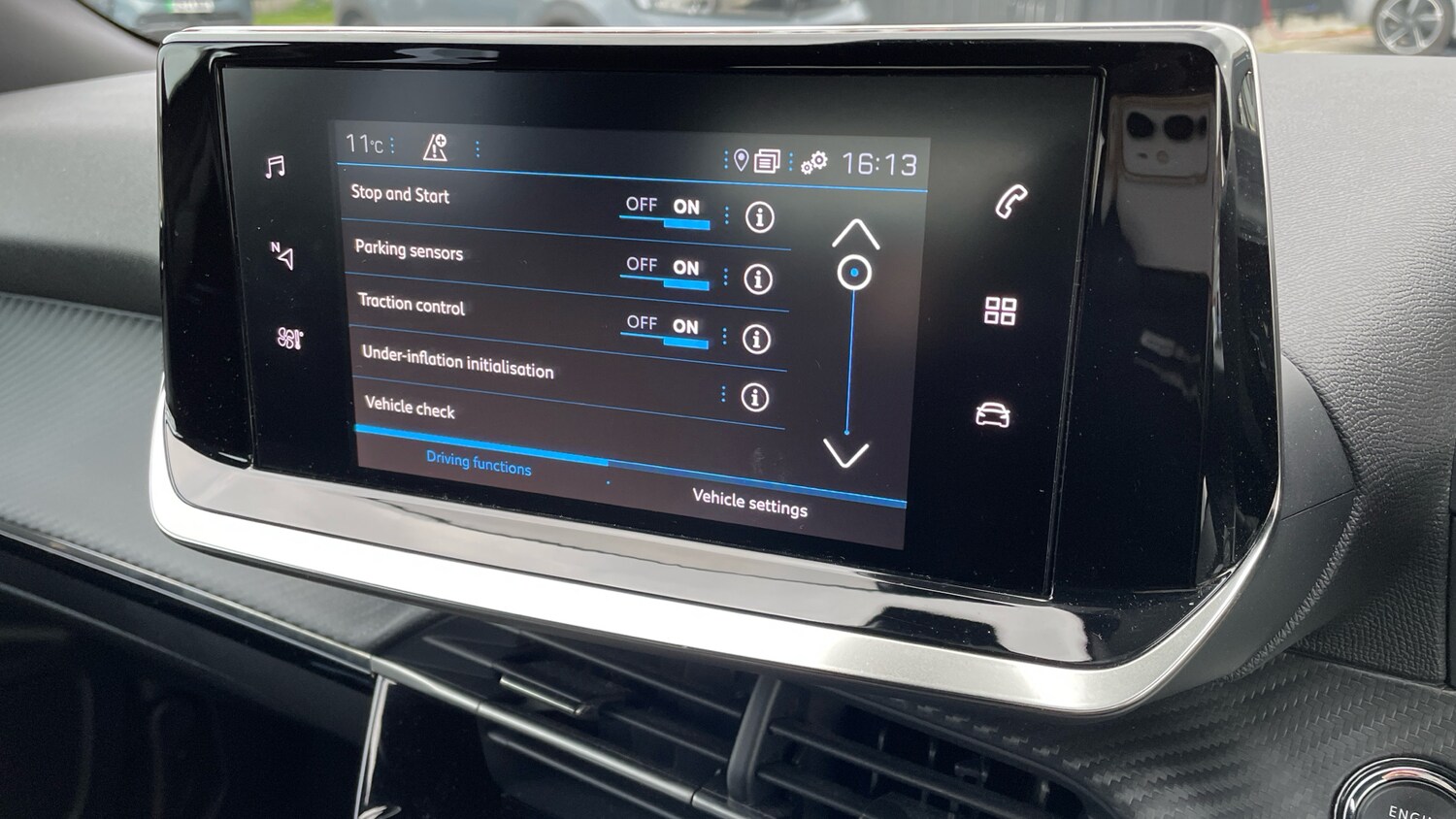 Used Peugeot 2008 2023 for sale - 76216479: Photo 31