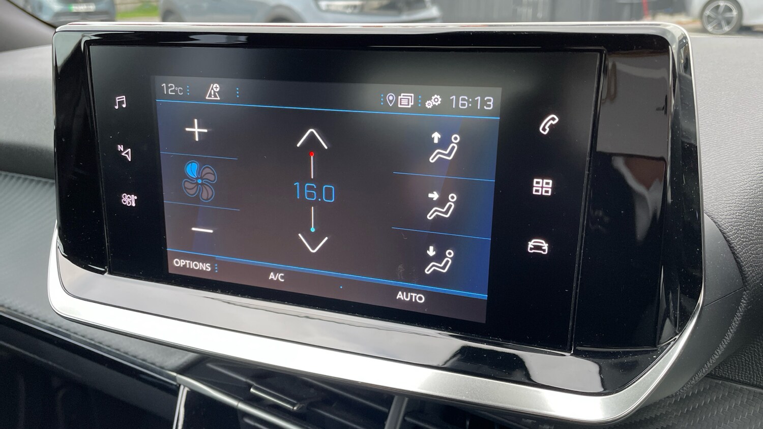 Used Peugeot 2008 2023 for sale - 76216479: Photo 33