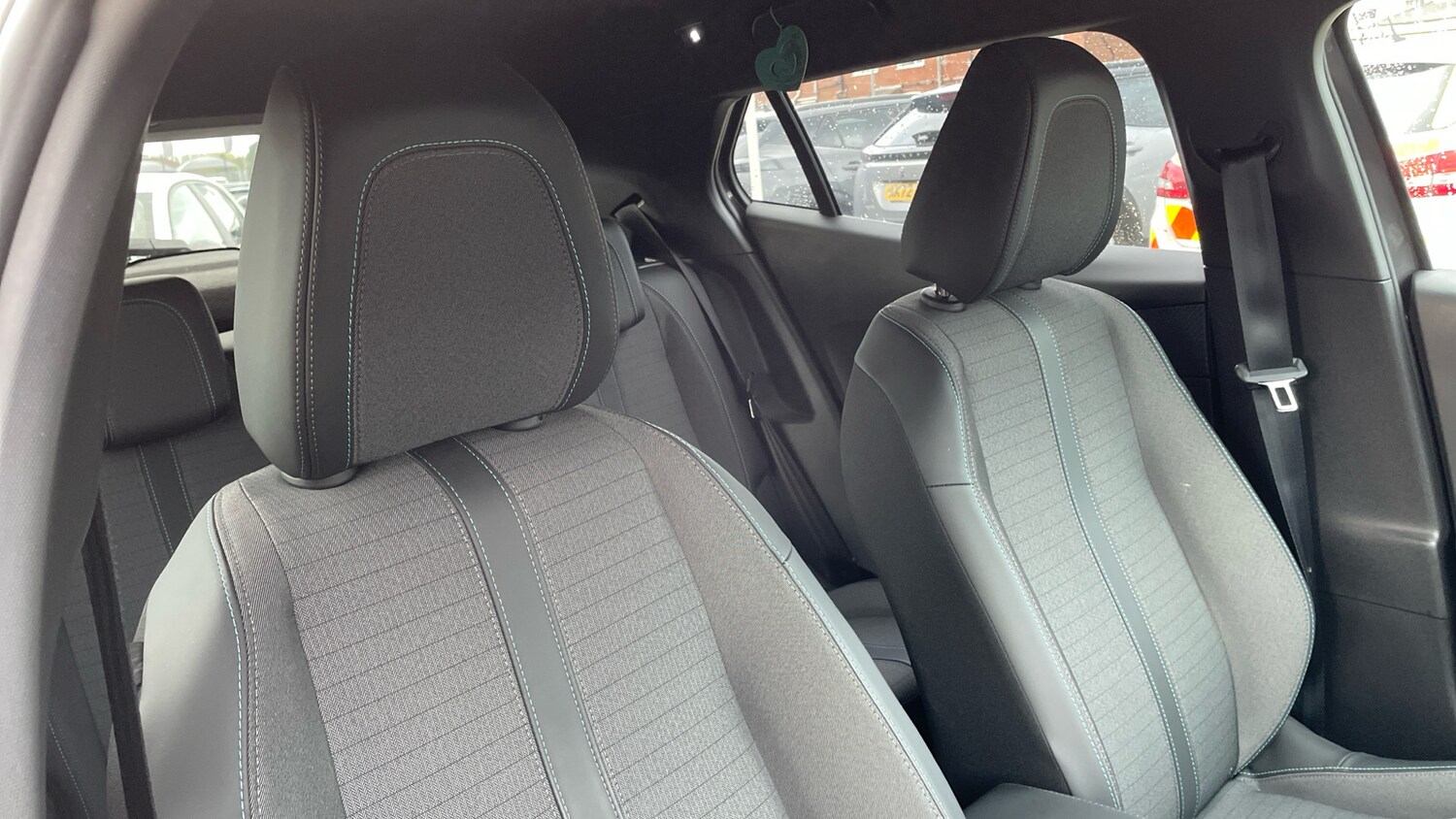 Used Peugeot 2008 2023 for sale - 76216479: Photo 42