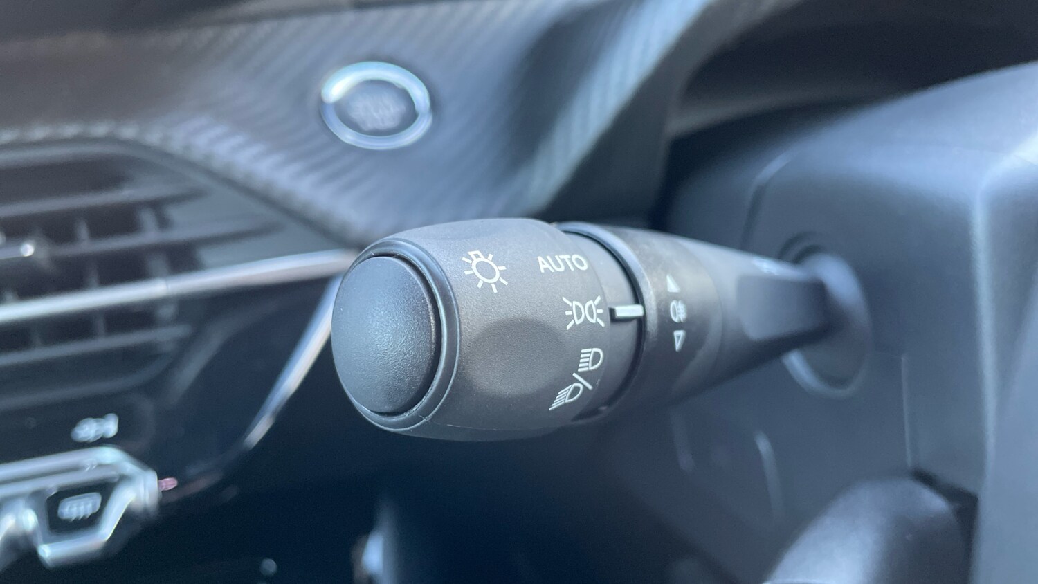 Used Peugeot 2008 2025 for sale - 76803222: Photo 27