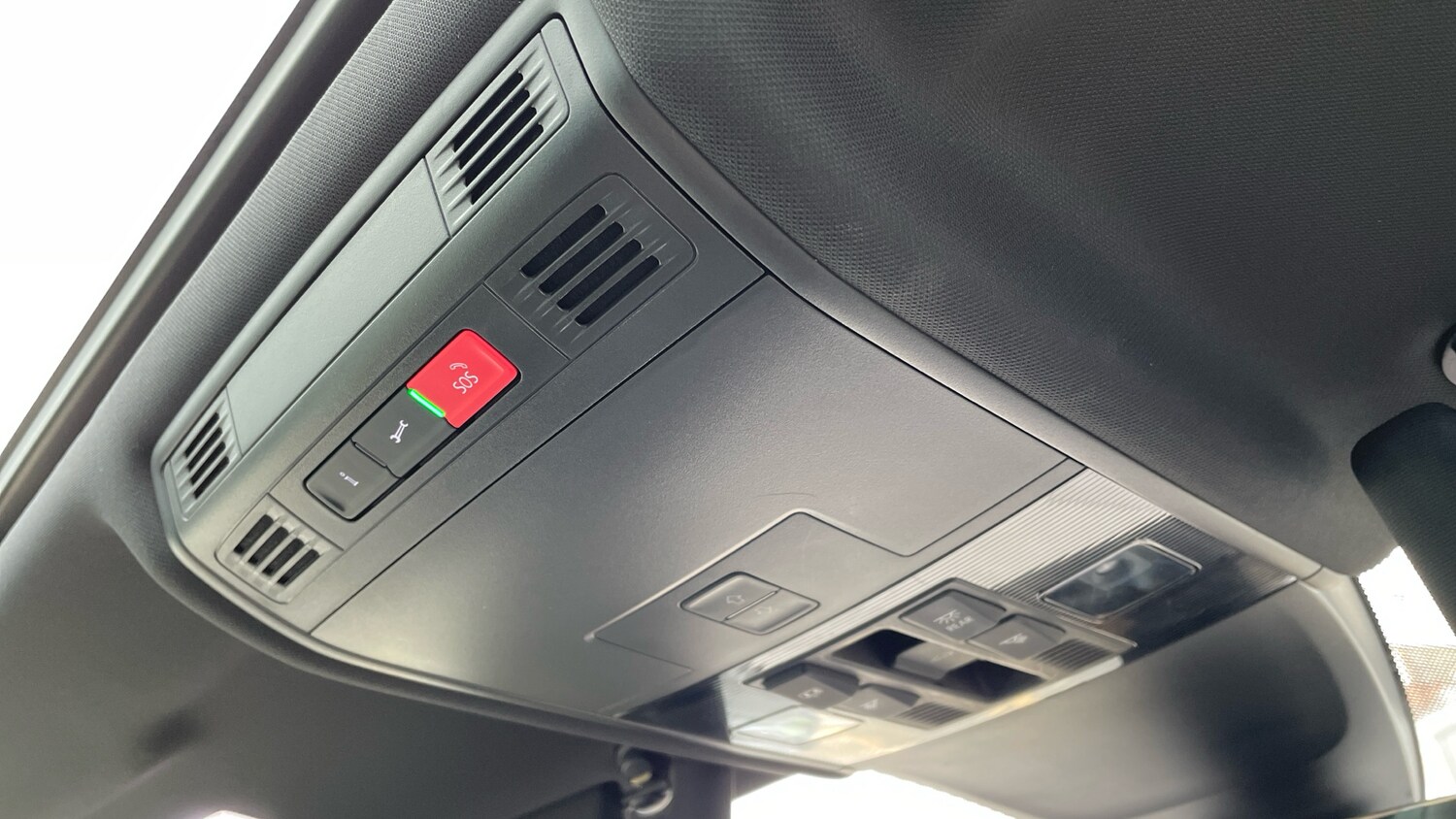 Used Volkswagen Tiguan 2022 for sale - 76123552: Photo 39