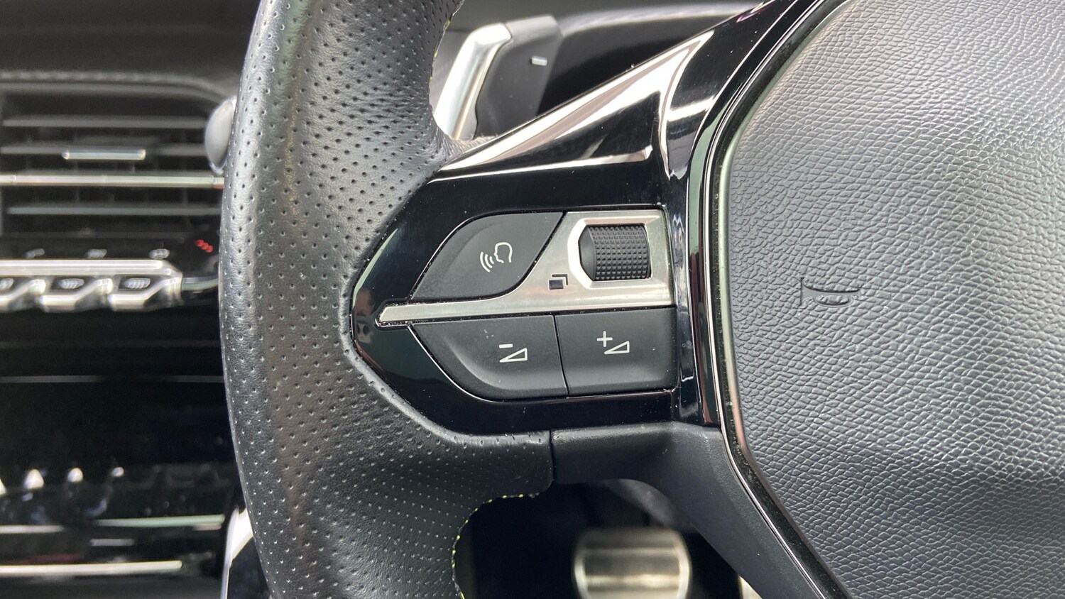 Used Peugeot 2008 2019 for sale - 78035669: Photo 23