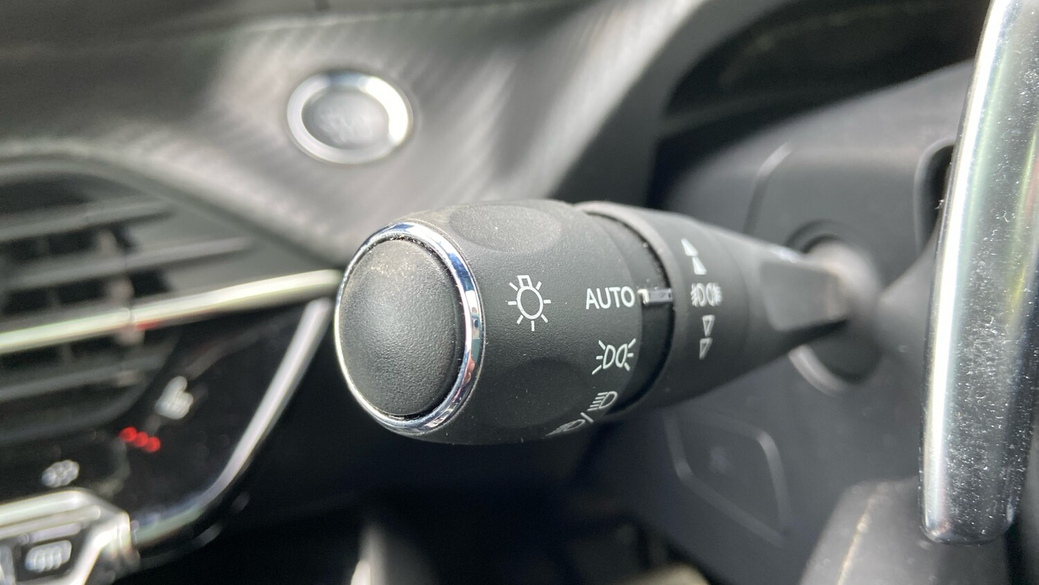 Used Peugeot 2008 2019 for sale - 78035669: Photo 27