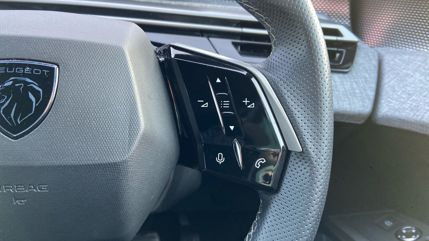 Used Peugeot 3008 2025 for sale - 77587836: Photo 24