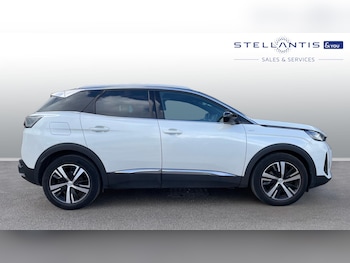 Used Peugeot 3008 2023 for sale - 75916394: Photo