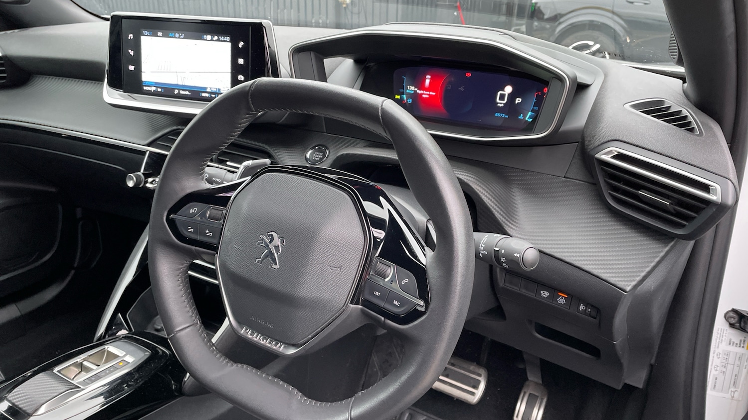 Used Peugeot 2008 2023 for sale - 76574361: Photo 11